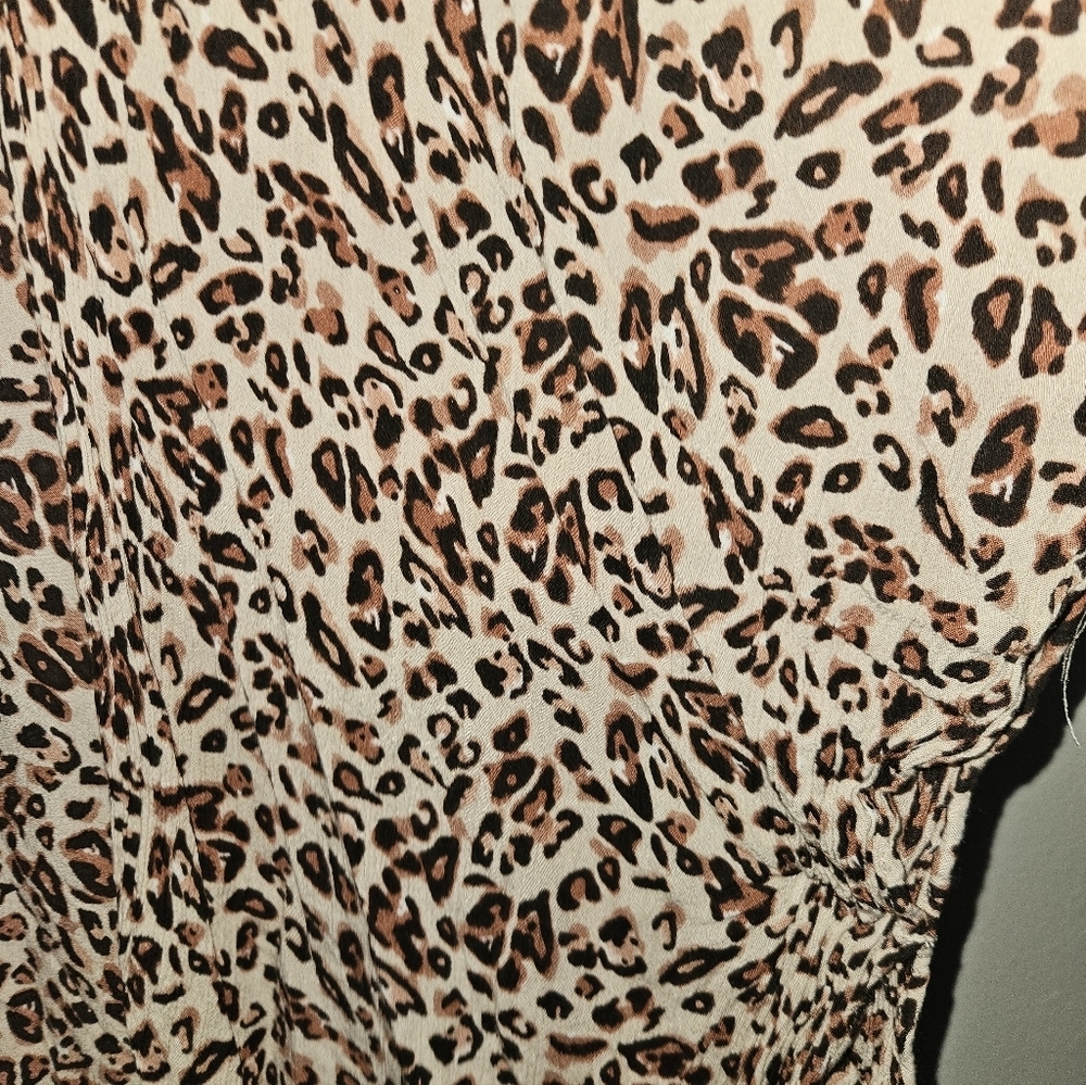 L.I.F.E. Love Is For Eternity Womans Sheer Cheetah Print Short Sleeve Size Xl - Picture 4 of 12